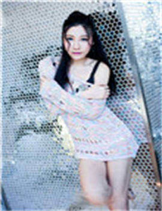 胸部丰满的妈妈2
